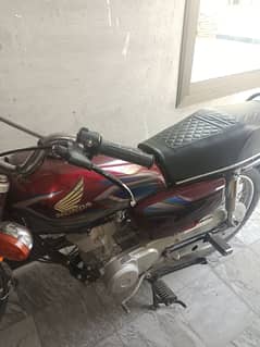 Honda 125 2022 model for sale number nai lga hoa