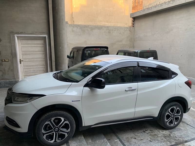 pls WhatsApp Contact Honda Vezel 2019 Automatic 10