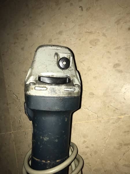 BOSCH Grinder Machine 3