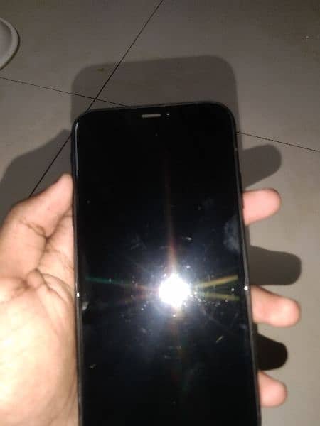 iPhone Xr dead 4