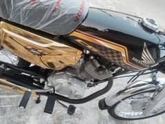 Honda 125 Gold edition