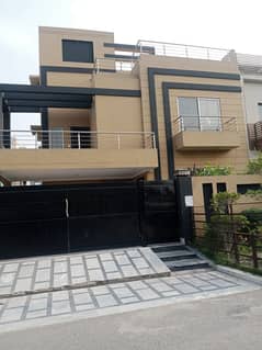 10 marla house for sale in paragon city lahore