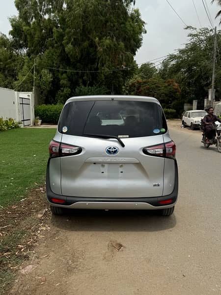 Toyota Sienta G LED HYBRID 2019 FRESH IMPORT 5