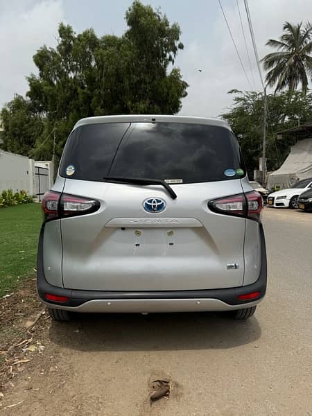 Toyota Sienta G LED HYBRID 2019 FRESH IMPORT 7