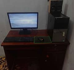 Computer Complete Setup with Table
