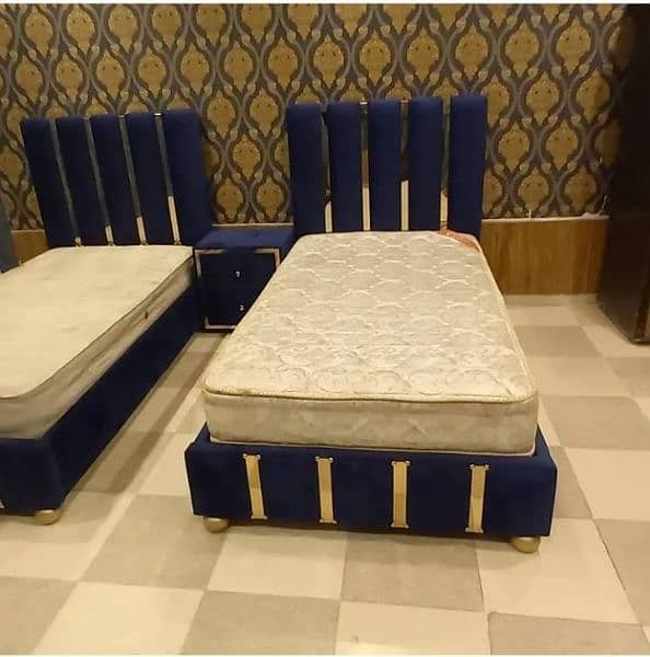 Pair of single bed with free side table ( close offer on 31 july 2024) 8