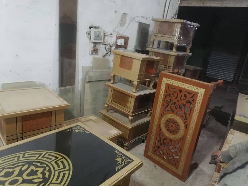 Beautiful center table on sale ( contact number 03005161514) 6