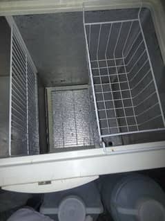 deep freezer in very good condition exellent cooling urgent for sale