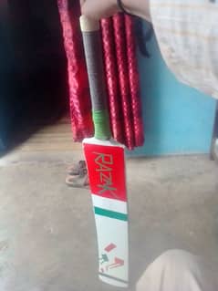 new thunder bat fore expancive