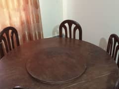 circle dinning table