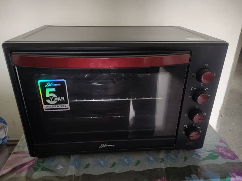 SIGNATURE ELECTRIC OVEN 9