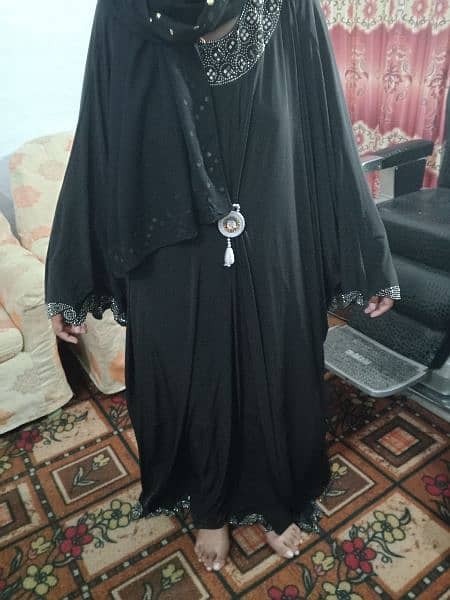 black coloured full size abaya 8