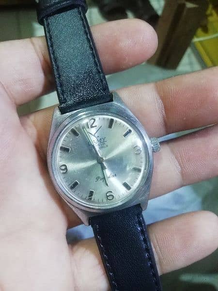 1980 old camy watch 0