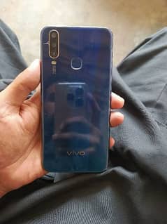 vivo 1901 4ram 64 gb memory y15