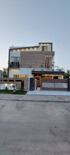 11 Marla Corner House For Sale At Very ideal Location In Bahria Town Lahore