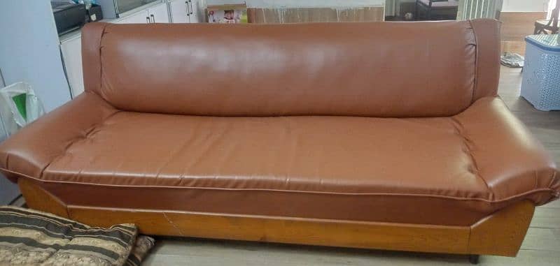 Sofa Set Wooden 5 Seater Leatherite 1