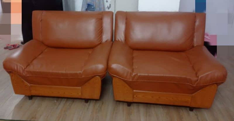 Sofa Set Wooden 5 Seater Leatherite 2