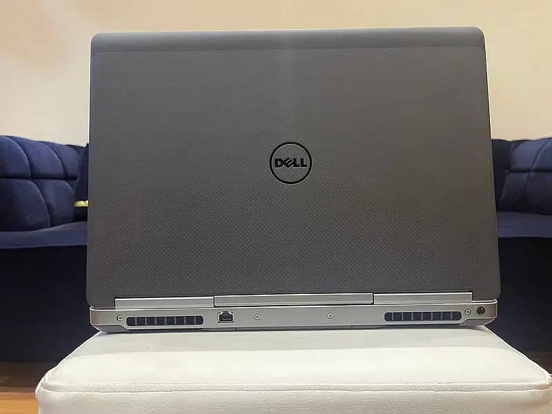 Dell Precision 7510 Intel Core i7-6th Gen Quad Core 8 MB Cashe Ram 16 0