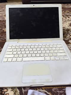 Apple MacBook