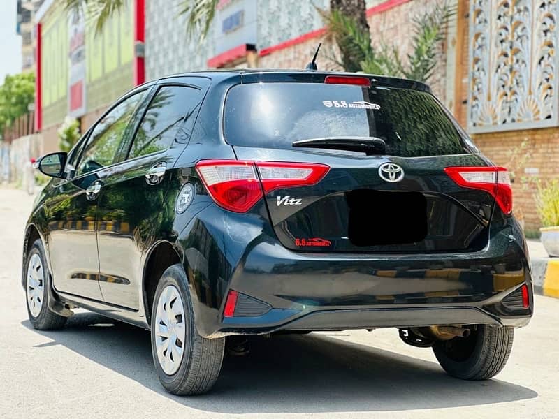 Toyota Vitz 2018 3