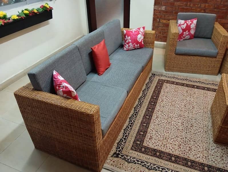 5 SEATER CANE SOFA SET WITH TWO TABLES FOR SALE. 2