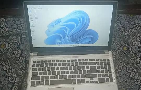 Acer Aspire V571 0