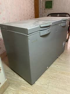 Selling A dawalance Defreezer LVS HORIZONTAL REFRIGERATOR