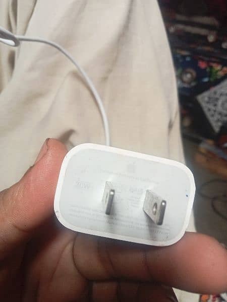 iphone 14pro charger 0