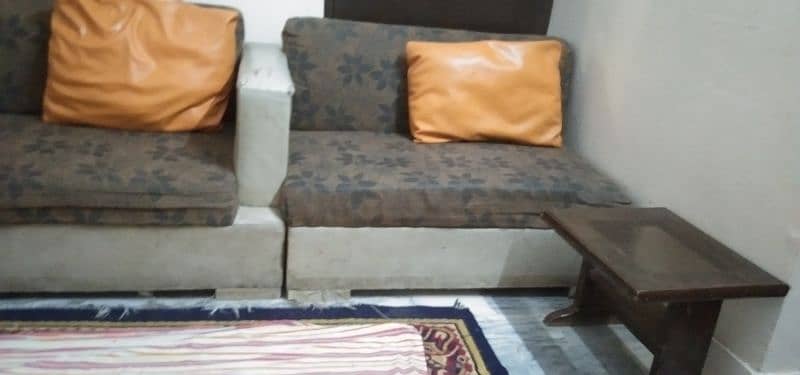 urgent sale 7 seater sofa set 2