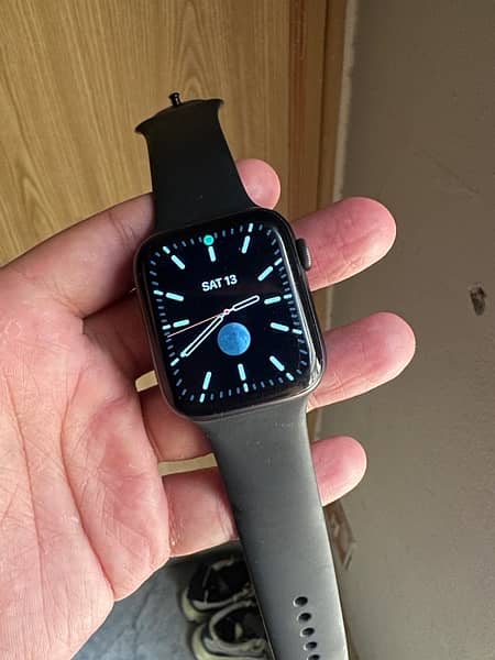 Apple Watch Series 6, 44 mm 0