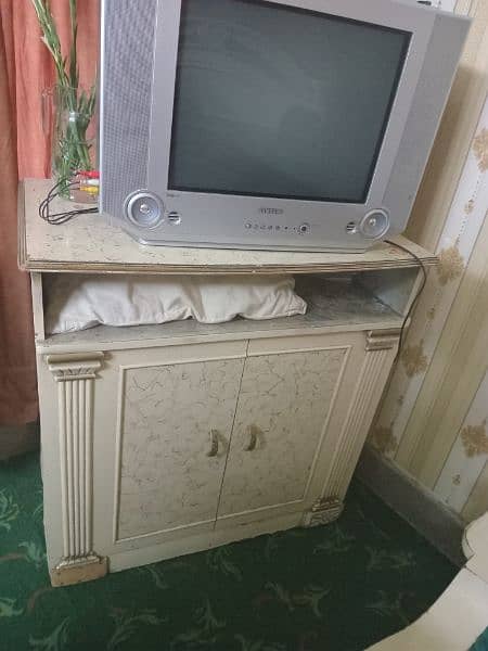 TV TABLE AND STORAGE TABLE 0