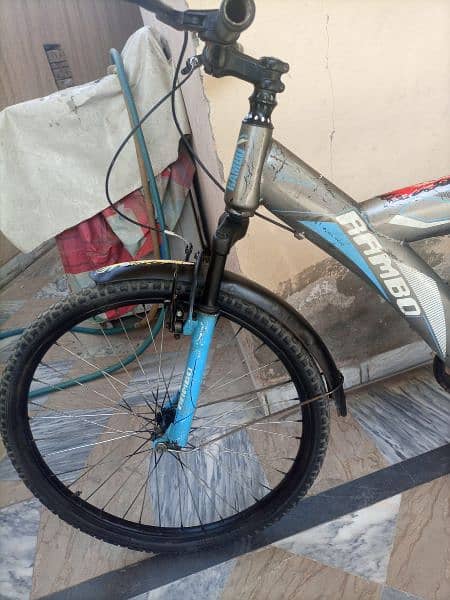26 INCH CYCLE IMPOTED CYCLE IN VERY GOOD CONDITION RAMBO CYCLE 10