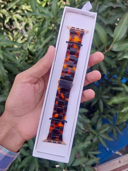 Apple Watch 44mm Chain Watch Bracelet Marble Design 0