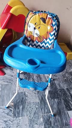 baby high chair in minimal price