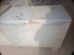 dowlance d freezer for sell