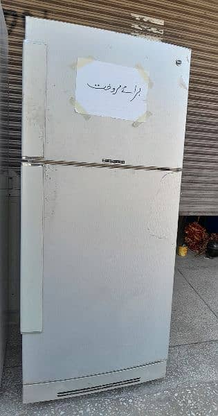 Pel Fridge for sale full in lush condition. 0