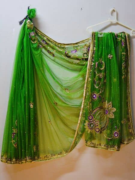 heavy saree or party wear 0