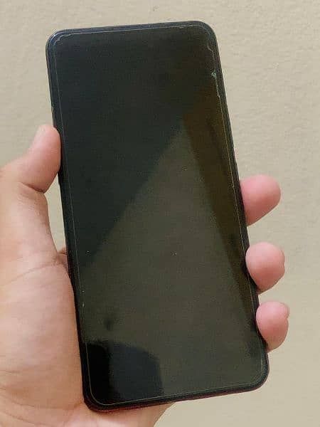 vivo v15 tripple Camera 6gb Ram 64Rom 0