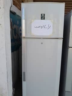 Dawlance Fridge For sale. Contact number 031/757/202/60.