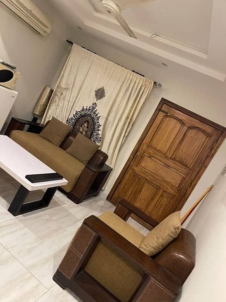 daily basis 1 bed plus tv lounge full furnished for daily basis 7