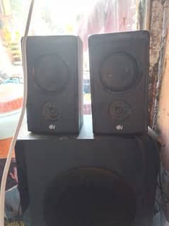 amplifier and two speacker good condtion home size good sound