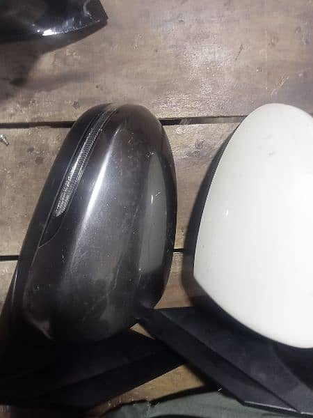 Hyundai Tucson Side mirrors available 2024 3