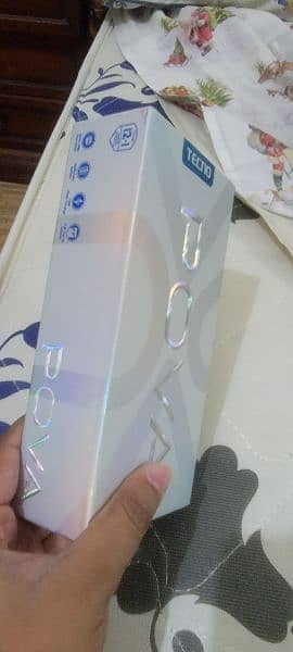 Tecno Pova 128/6 GB with Box 3