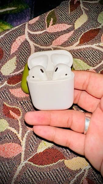 Apple airpods 2nd generation With full box 2