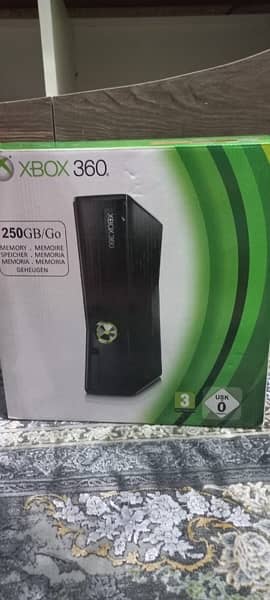 Xbox 360 Slim With Two Controllers And Kinect Available 3