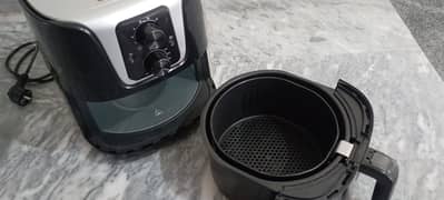 Dawlance Air Fryer (Model DWAF-3013)