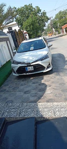 Toyota Corolla GLI 2014-15 1