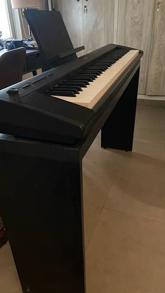 Piano YAMAHA Piaggero Np-31 76-Key  Keyboard Black (used) 2