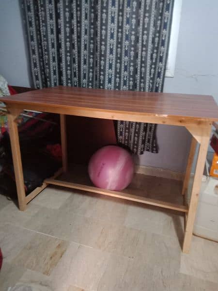 Table for sale 0