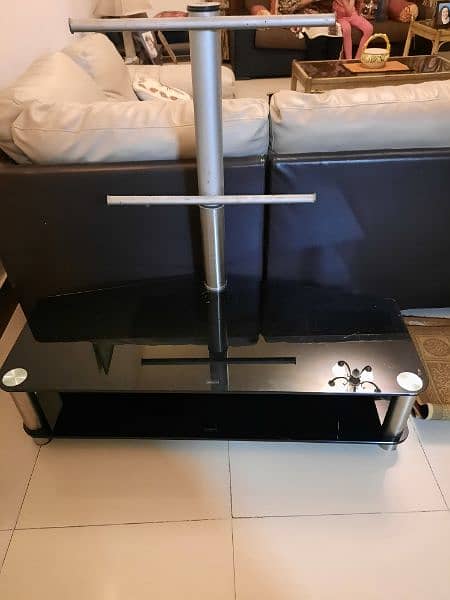 LCD stand 1